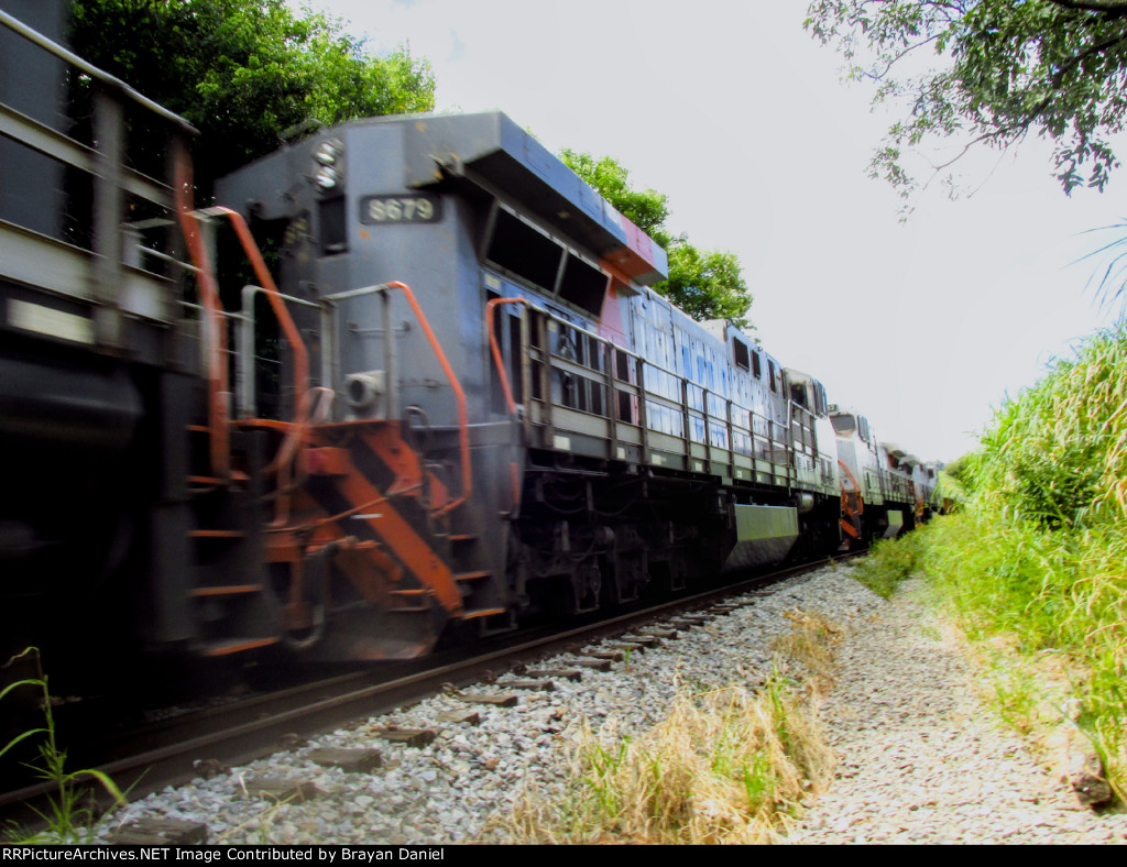 VLI 8679